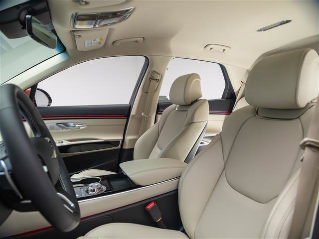 New 2026 Genesis GV70 2.5T image 18