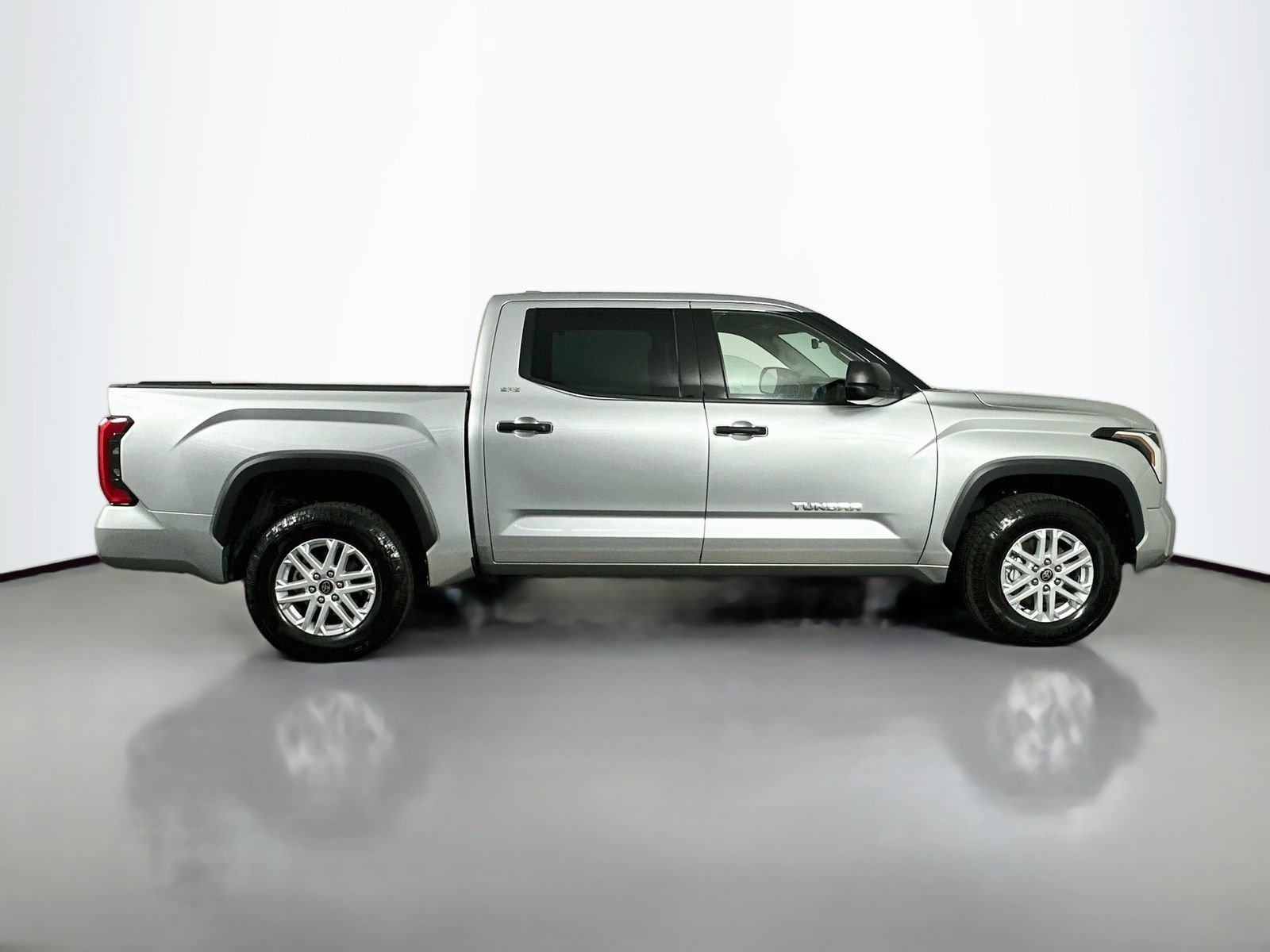 Used 2023 Toyota Tundra SR5 RWD image 8