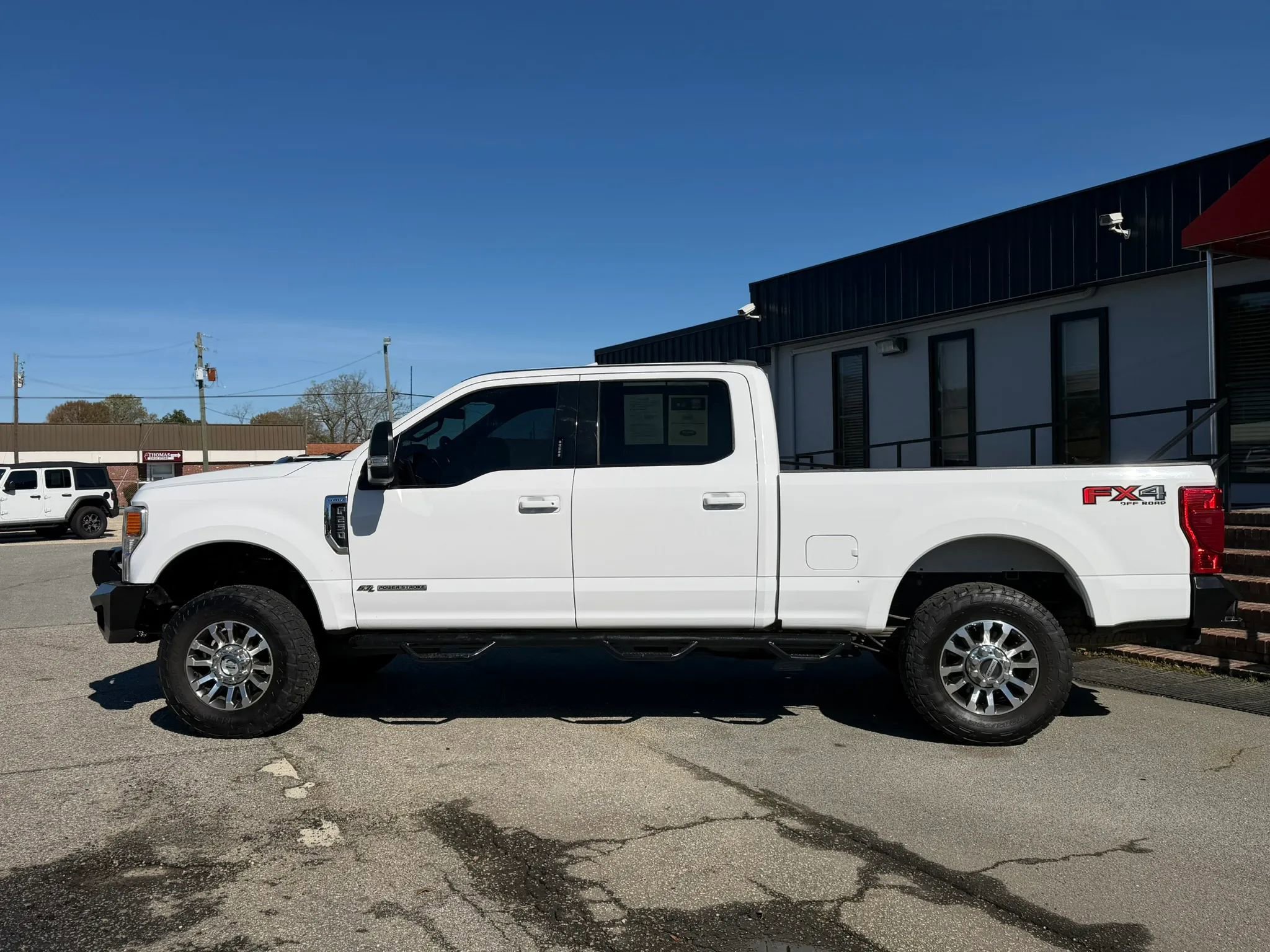 Used 2022 Ford F250 Lariat image 12