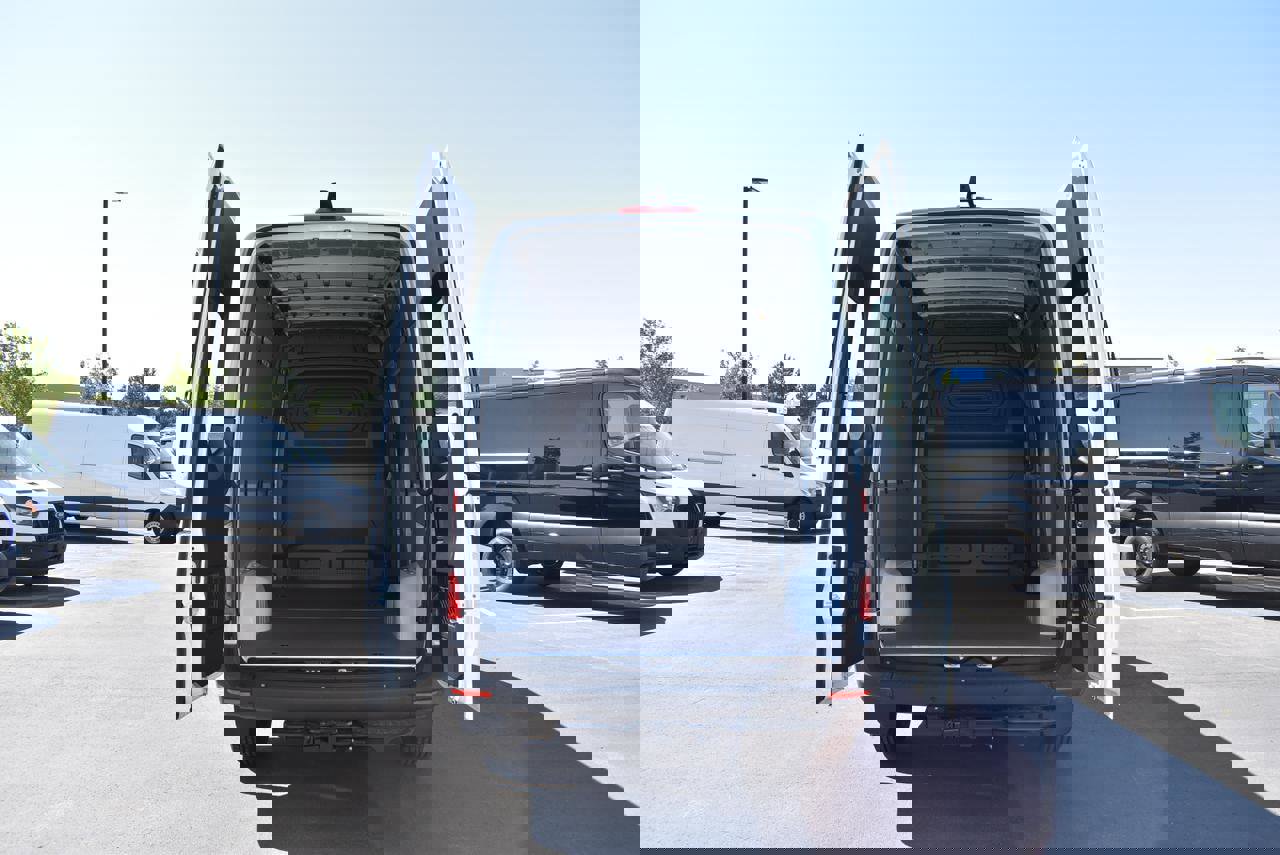 New 2025 Mercedes-Benz Sprinter 2500 image 7