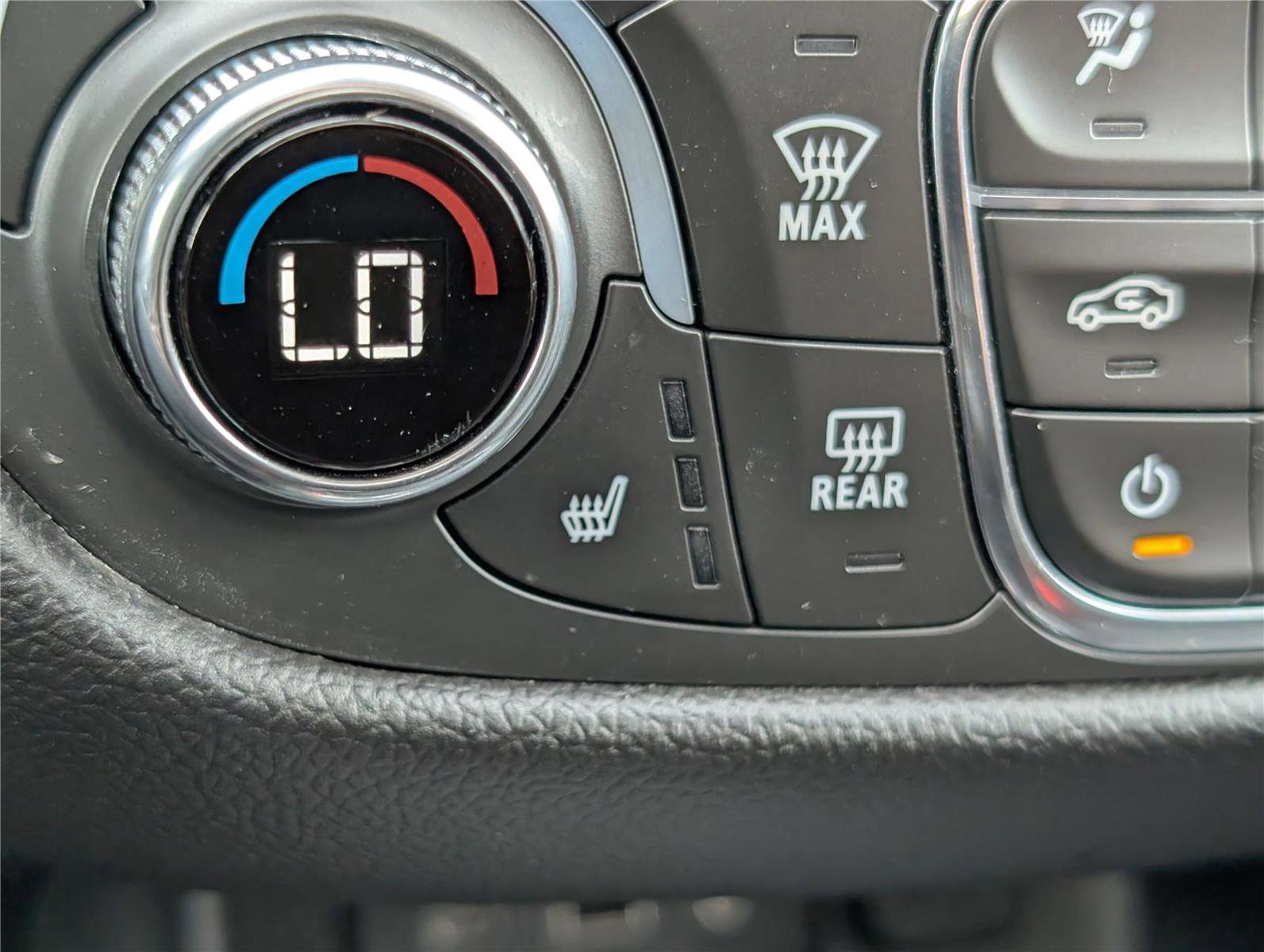 Used 2021 Chevrolet Equinox Premier AWD/4WD image 28