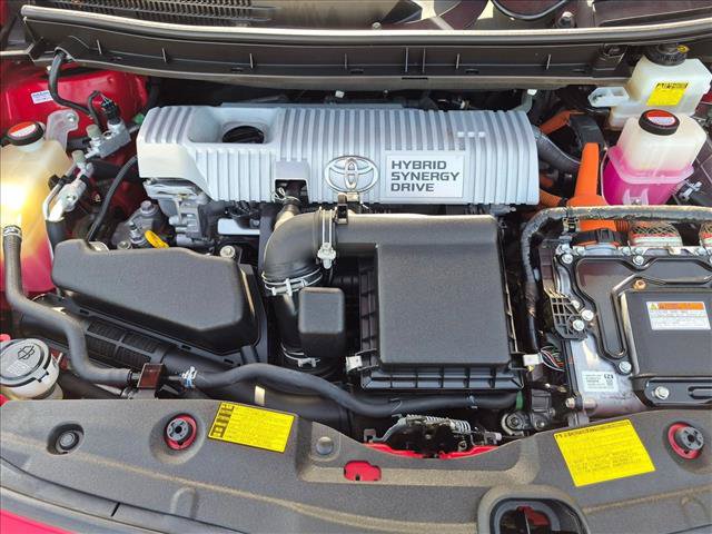 Used 2015 Toyota Prius Persona Series FWD image 21