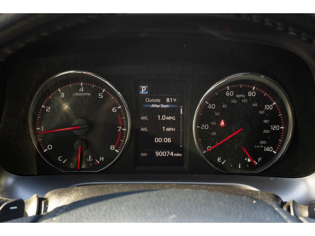 Used 2018 Toyota RAV4 SE w/ All Weather Liner Package image 24