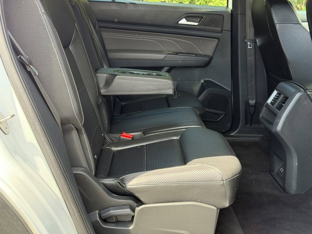 Used 2021 Volkswagen Atlas Cross Sport SE AWD/4WD image 11