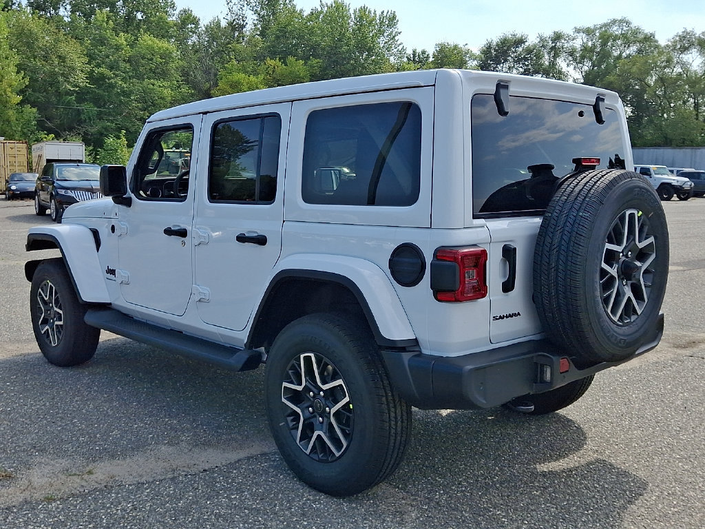 New 2027 Jeep Wrangler Unlimited Sahara AWD/4WD image 6