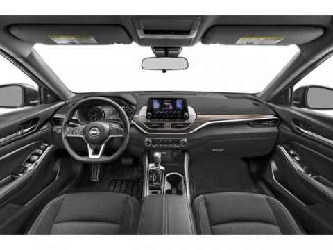 Used 2024 Nissan Altima 2.5 SV FWD image 11