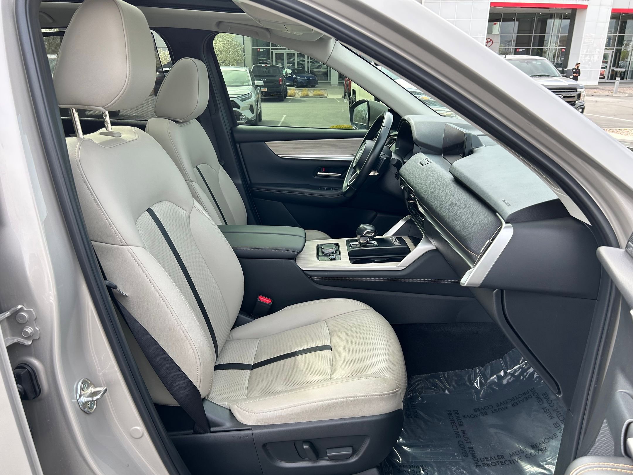 Used 2024 MAZDA CX-90 3.3 Turbo w/ Premium Package image 30