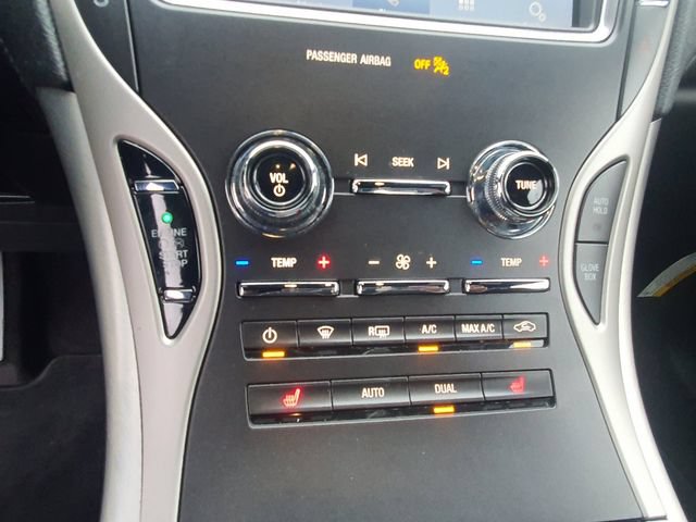 Used 2020 Lincoln Nautilus FWD image 21