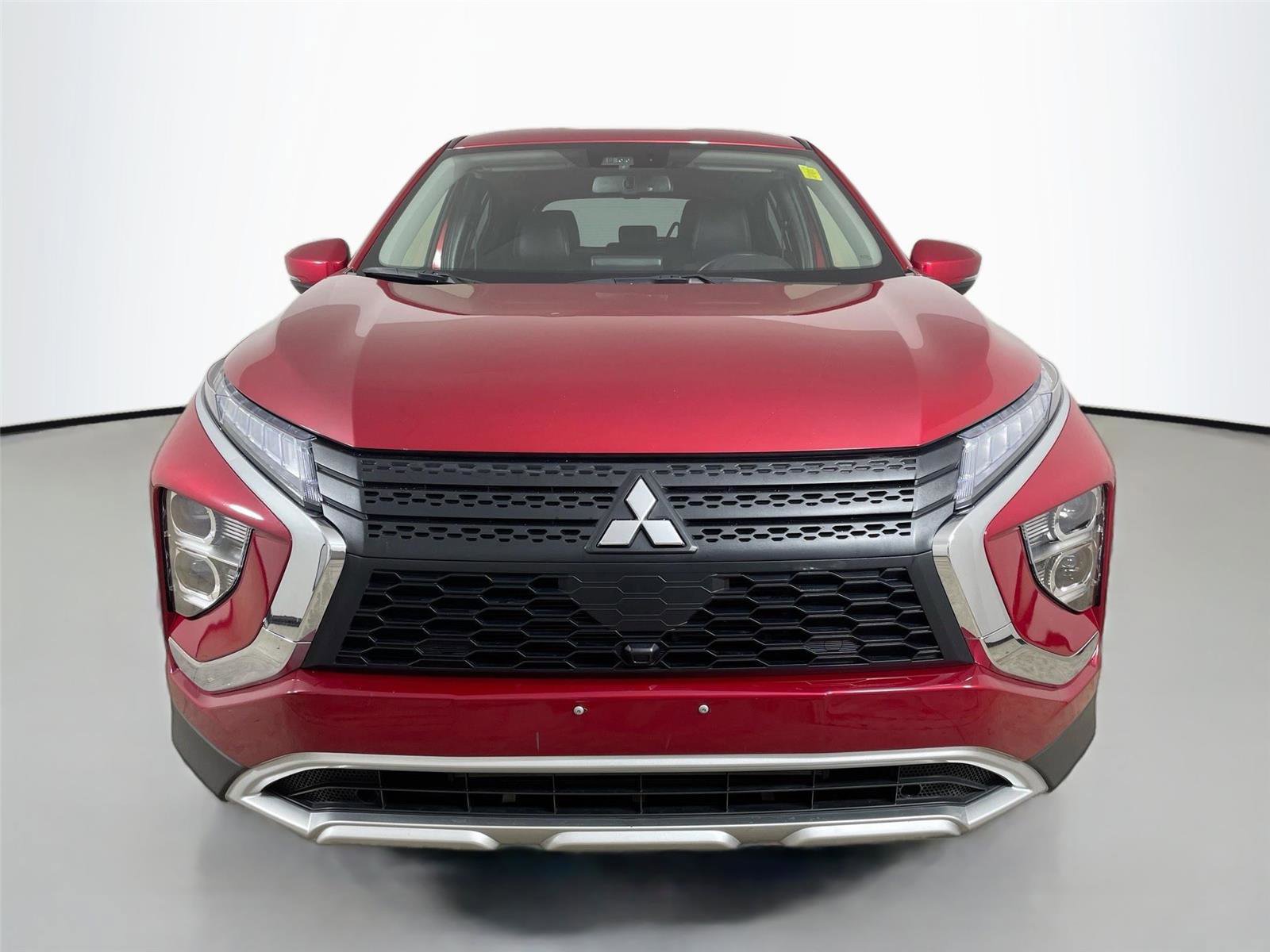 Used 2024 Mitsubishi Eclipse Cross SE image 2