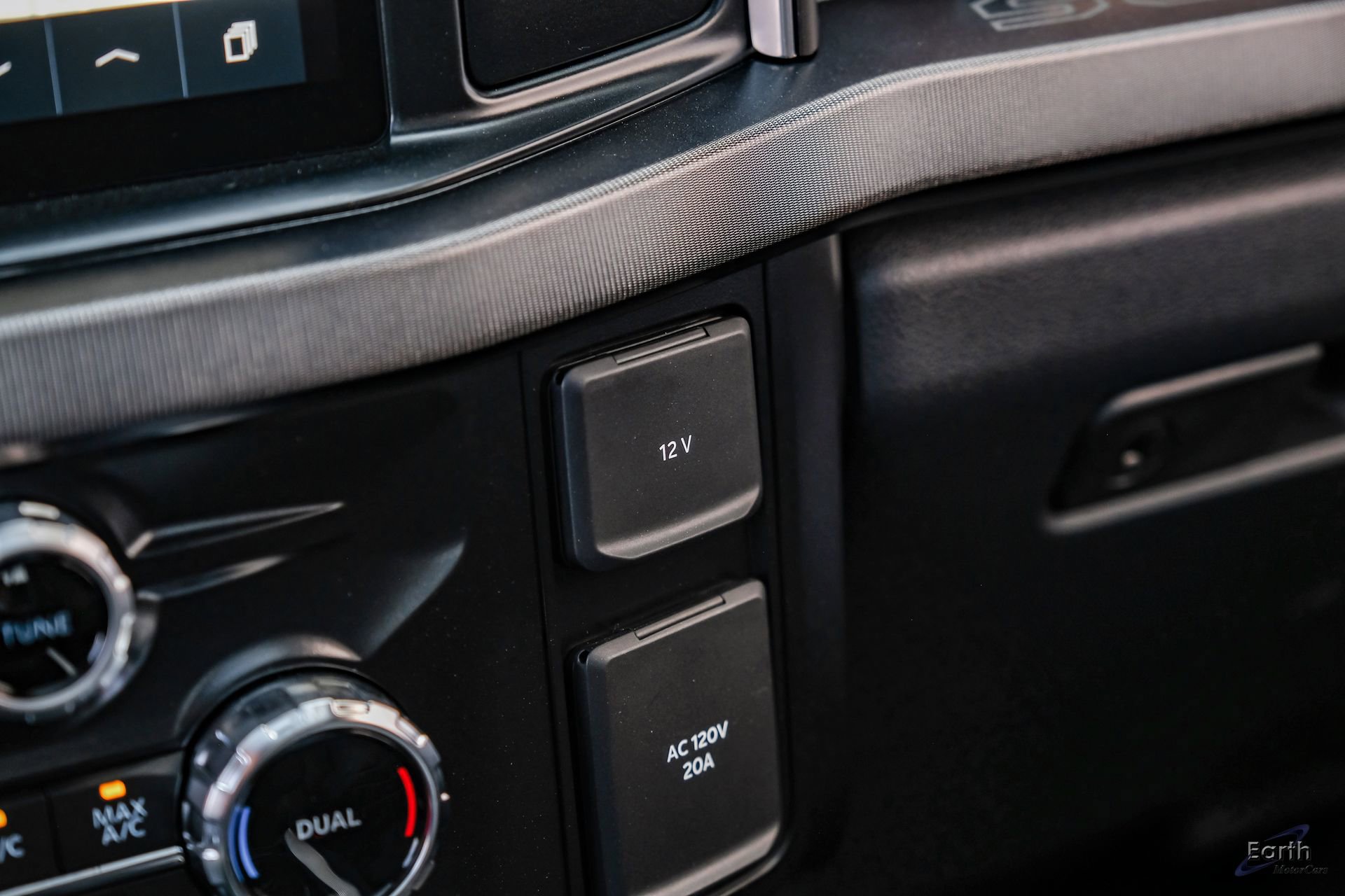 Used 2026 Ford F450 Platinum w/ FX4 Off-Road Package image 80