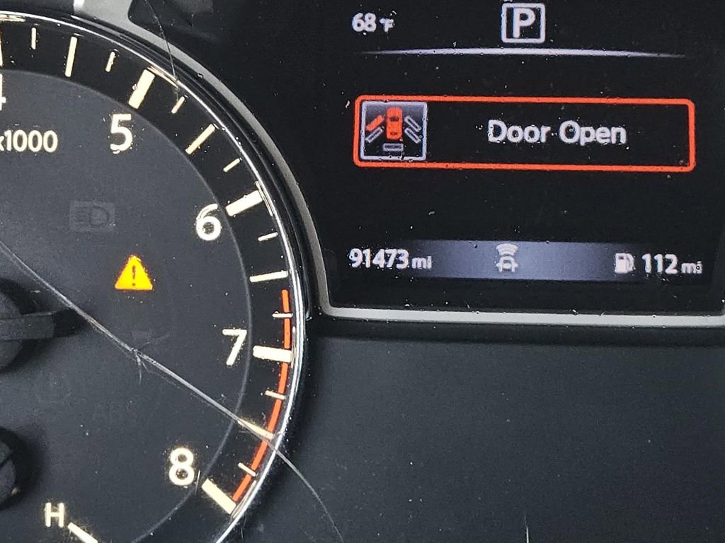 Used 2020 Nissan Pathfinder SV image 20