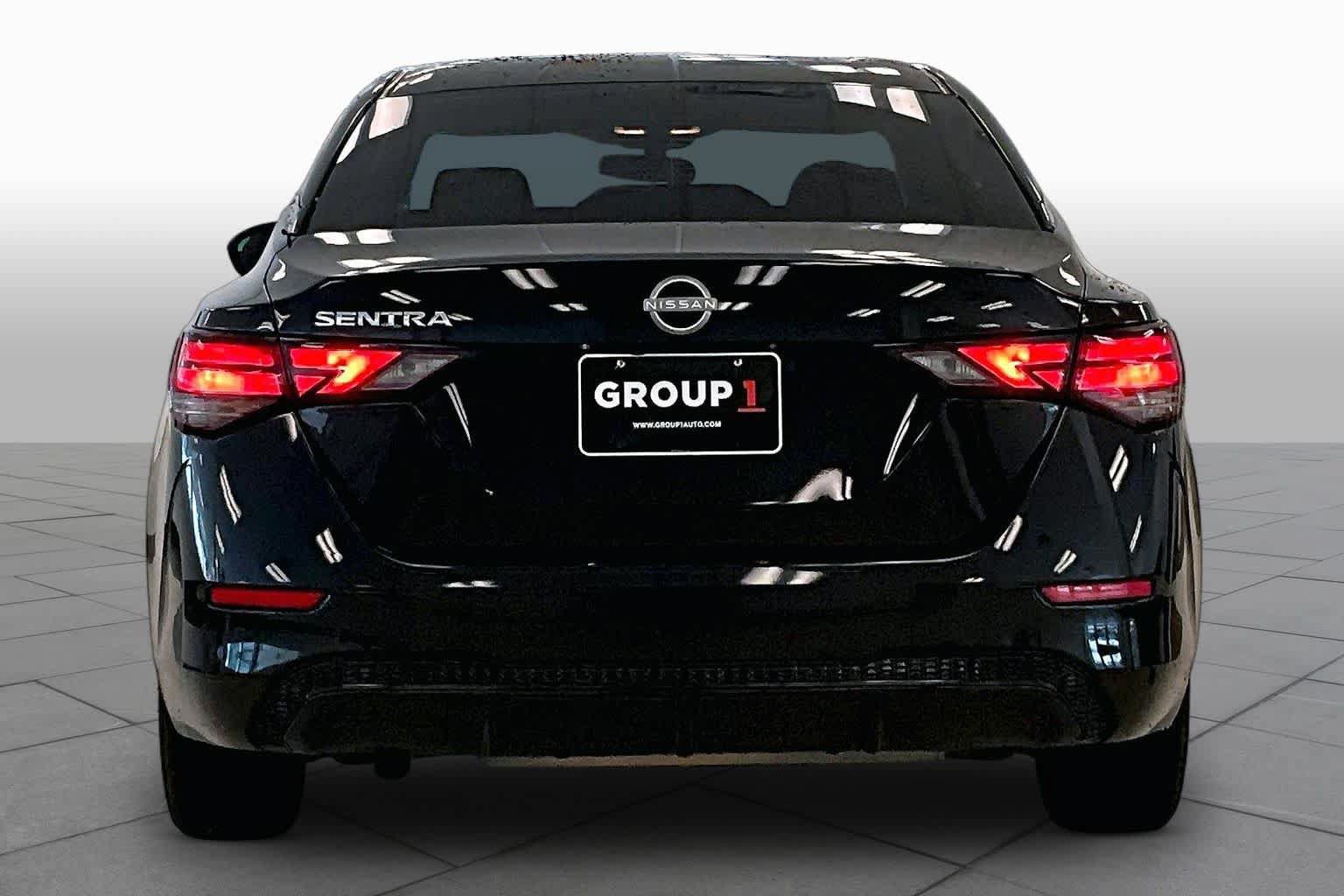 Used 2024 Nissan Sentra S FWD image 4