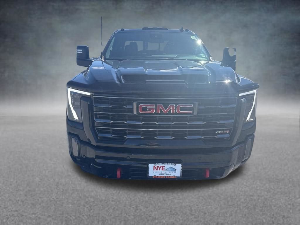 Used 2024 GMC Sierra 2500 AT4 w/ AT4 Preferred Package AWD/4WD image 9