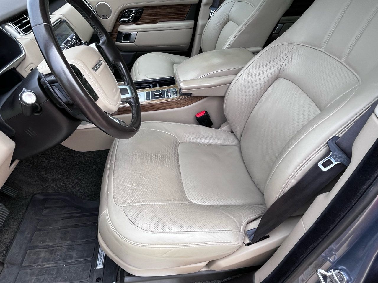 Used 2019 Land Rover Range Rover HSE image 33