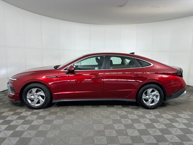 Certified 2025 Hyundai Sonata SE image 25