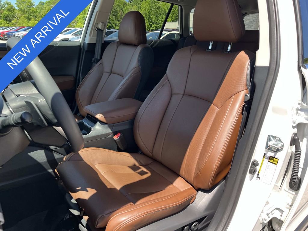 Certified 2025 Subaru Outback Touring XT AWD/4WD image 27