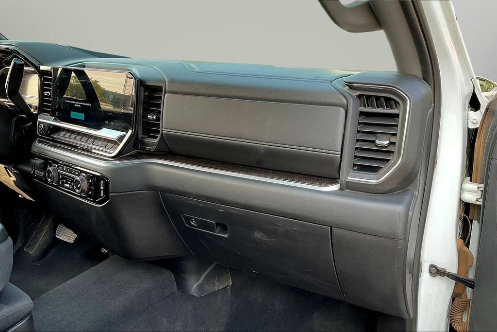Used 2025 Chevrolet Silverado 2500 LT w/ Safety Package AWD/4WD image 26