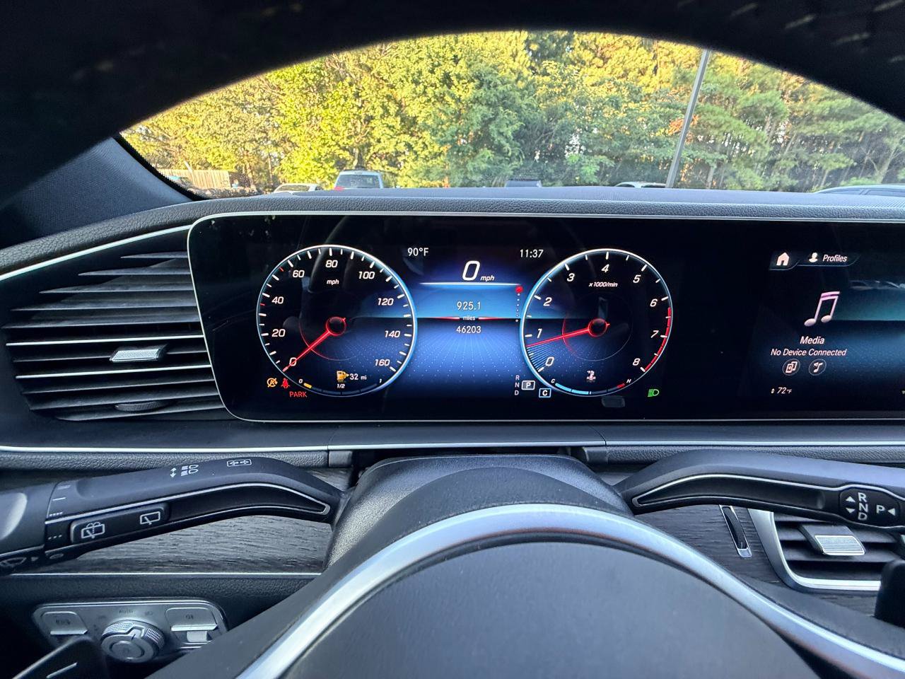 Used 2021 Mercedes-Benz GLE 350 w/ AMG Line Exterior image 18