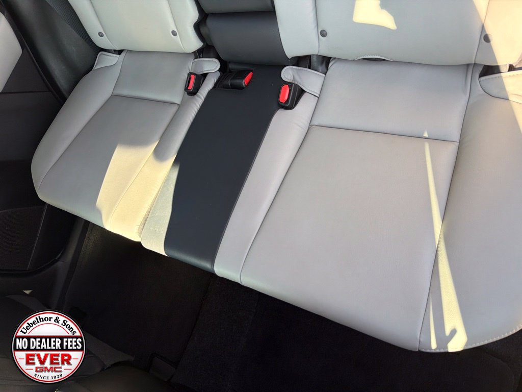 Used 2017 Toyota RAV4 Limited FWD image 19