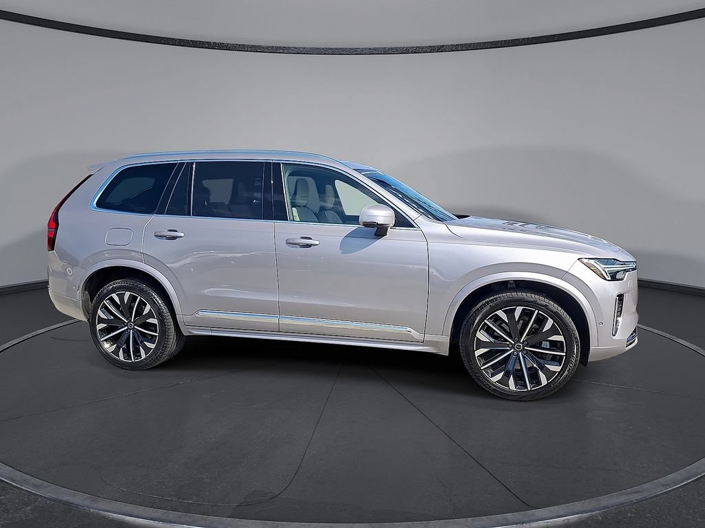 Certified 2026 Volvo XC90 B6 Plus AWD/4WD image 6