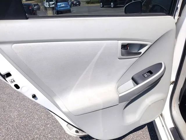 Used 2013 Toyota Prius One image 16