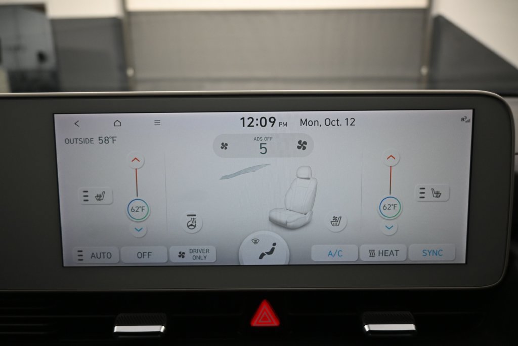 Used 2024 Hyundai Ioniq 5 SEL RWD image 13