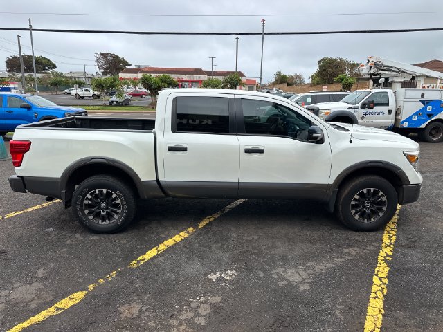 Used 2019 Nissan Titan PRO-4X AWD/4WD image 5