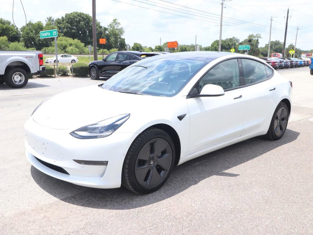Used 2022 Tesla Model 3 Long Range AWD/4WD image 3