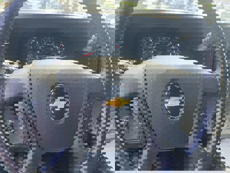 Used 2021 Chevrolet Express 2500 w/ Driver Convenience Package image 13