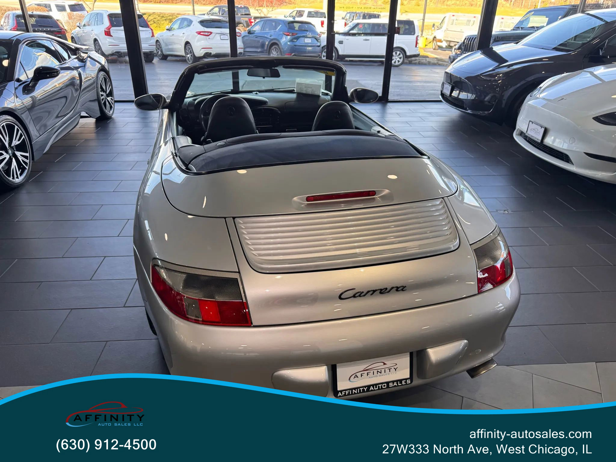 Used 2002 Porsche 911 Cabriolet image 11