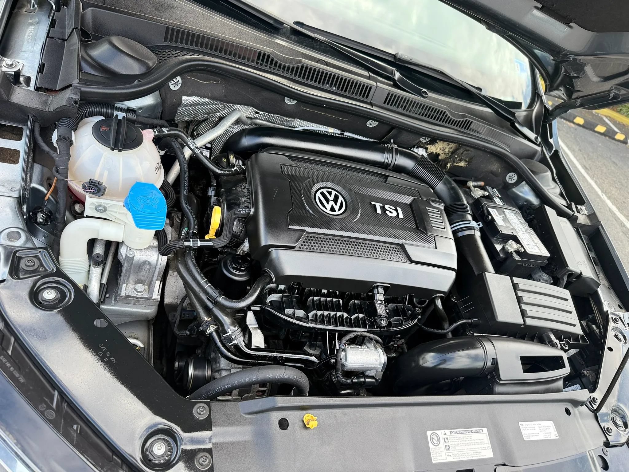 Used 2017 Volkswagen Jetta GLI FWD image 45
