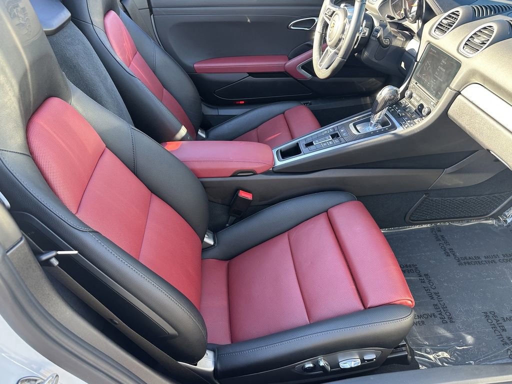 Used 2024 Porsche 718 Boxster S image 17