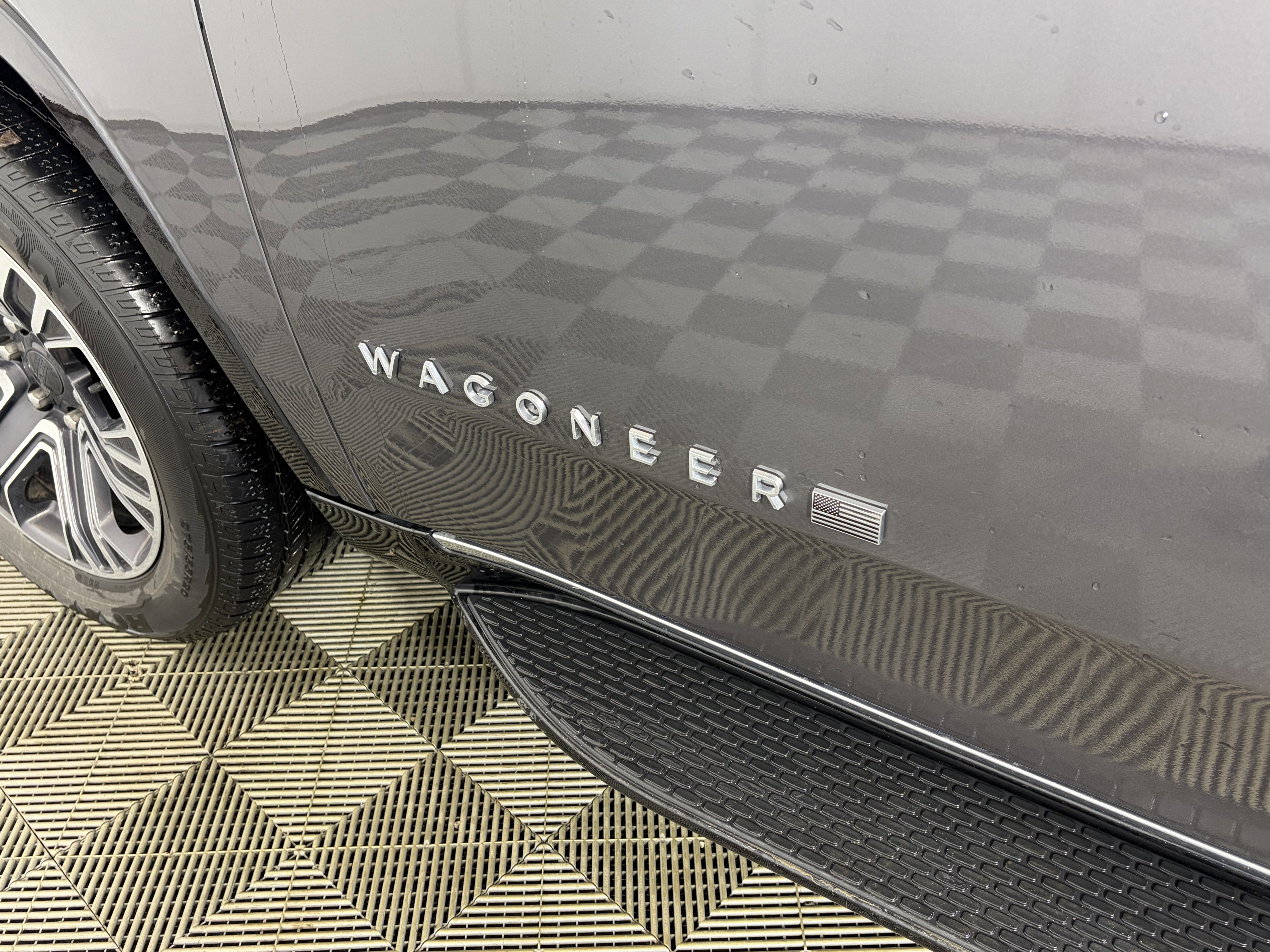 Used 2024 Jeep Wagoneer Series II image 18