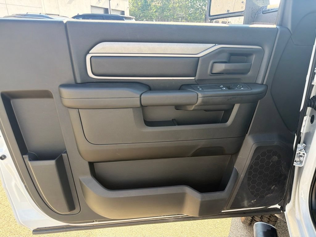 New 2027 RAM 5500 Tradesman AWD/4WD image 20