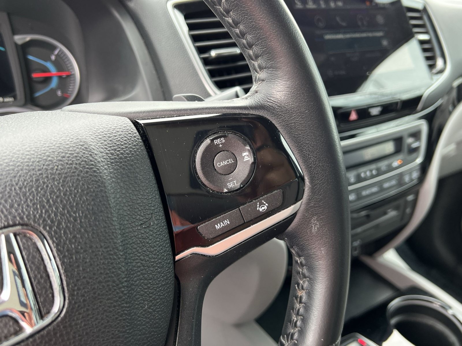Used 2019 Honda Pilot Touring image 33