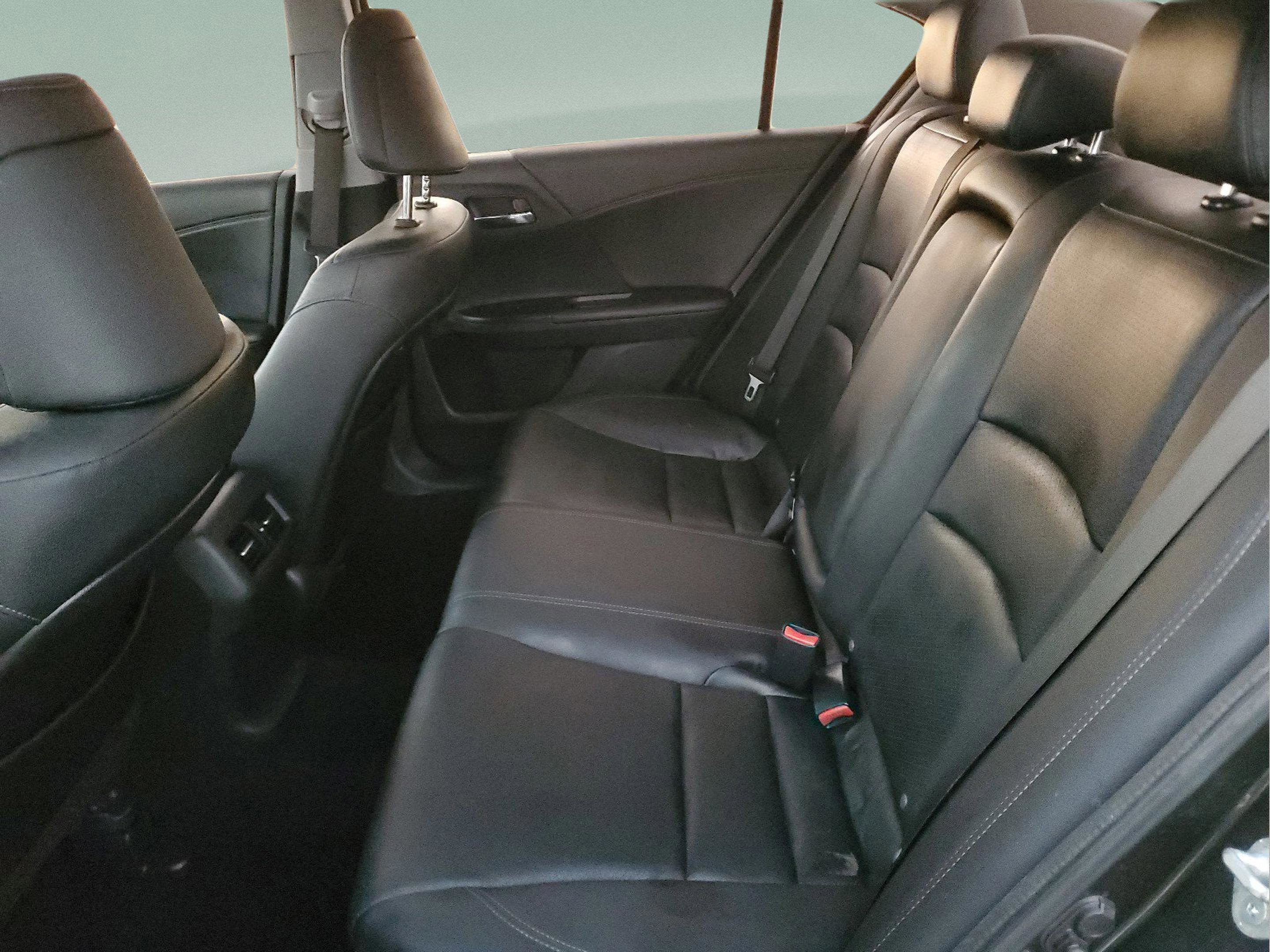Used 2013 Honda Accord EX-L image 6
