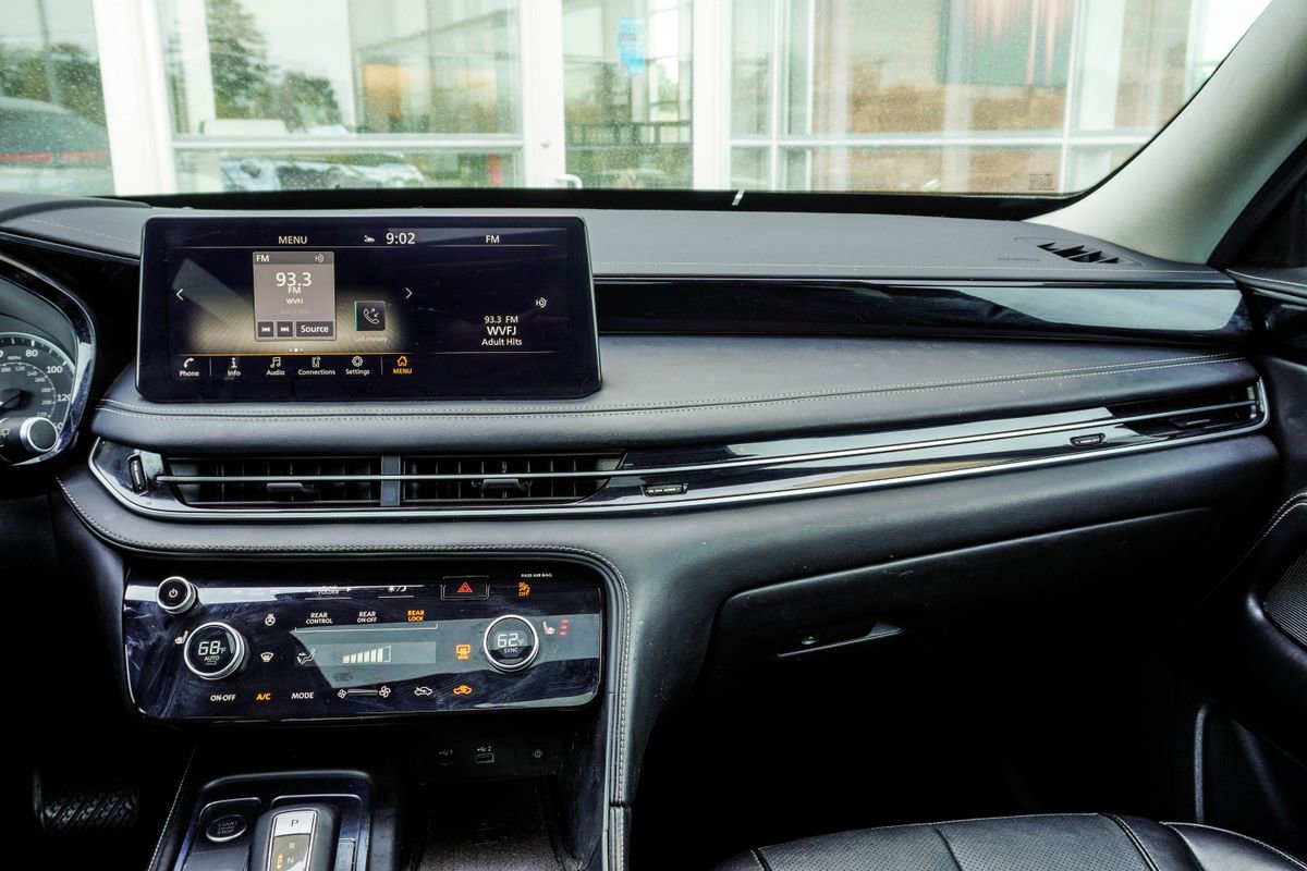 Used 2023 INFINITI QX60 Pure image 17