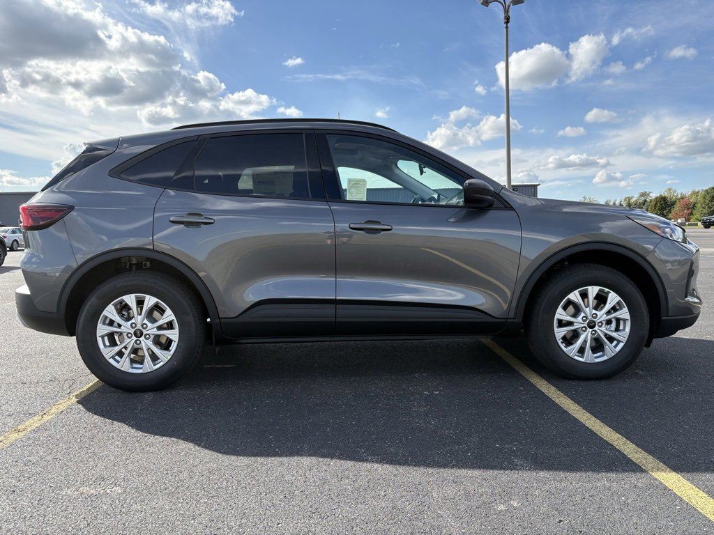 New 2026 Ford Escape Active image 38