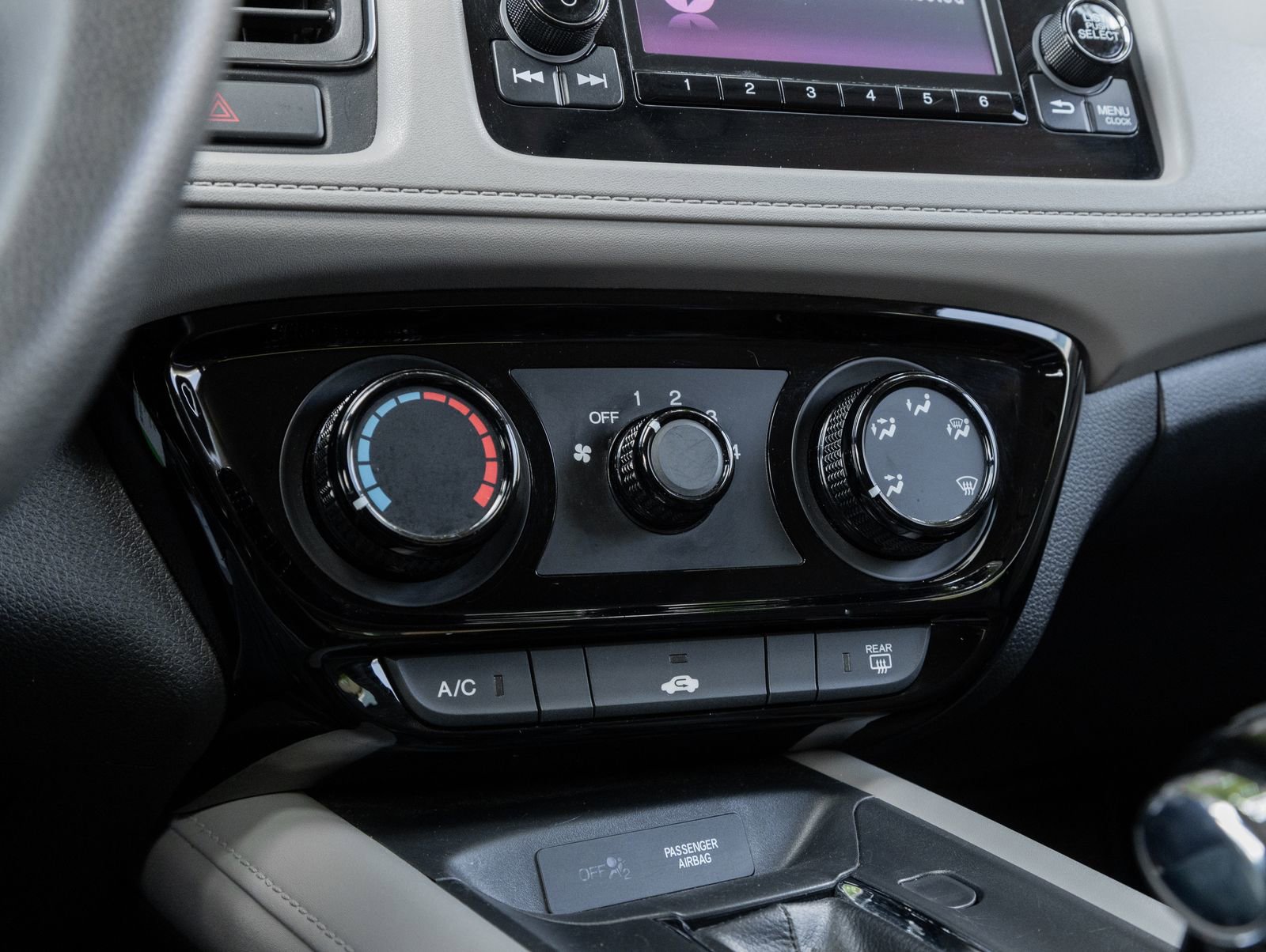 Used 2017 Honda HR-V LX image 22