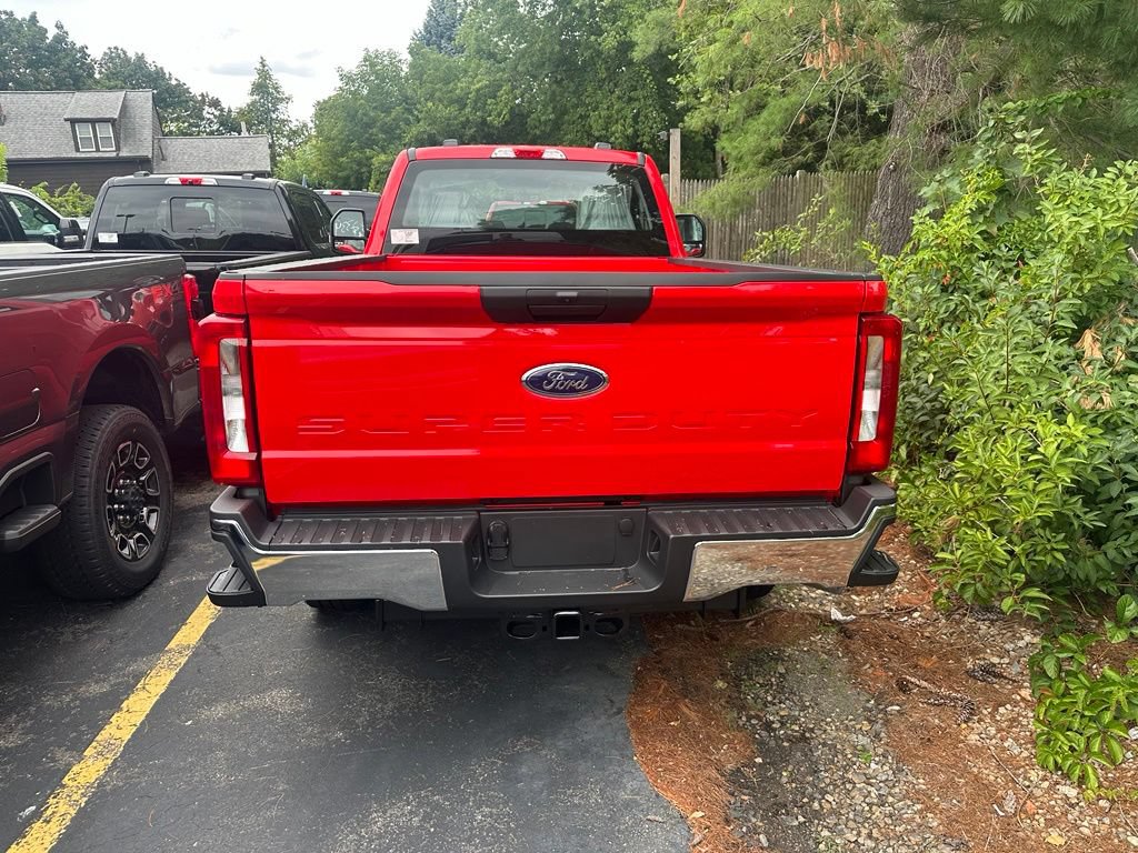 New 2026 Ford F250 XL w/ XL Chrome Package AWD/4WD image 4