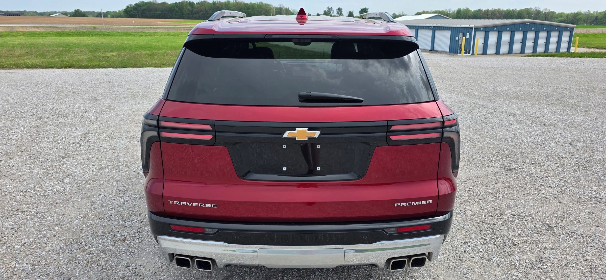 Used 2024 Chevrolet Traverse RS FWD image 4