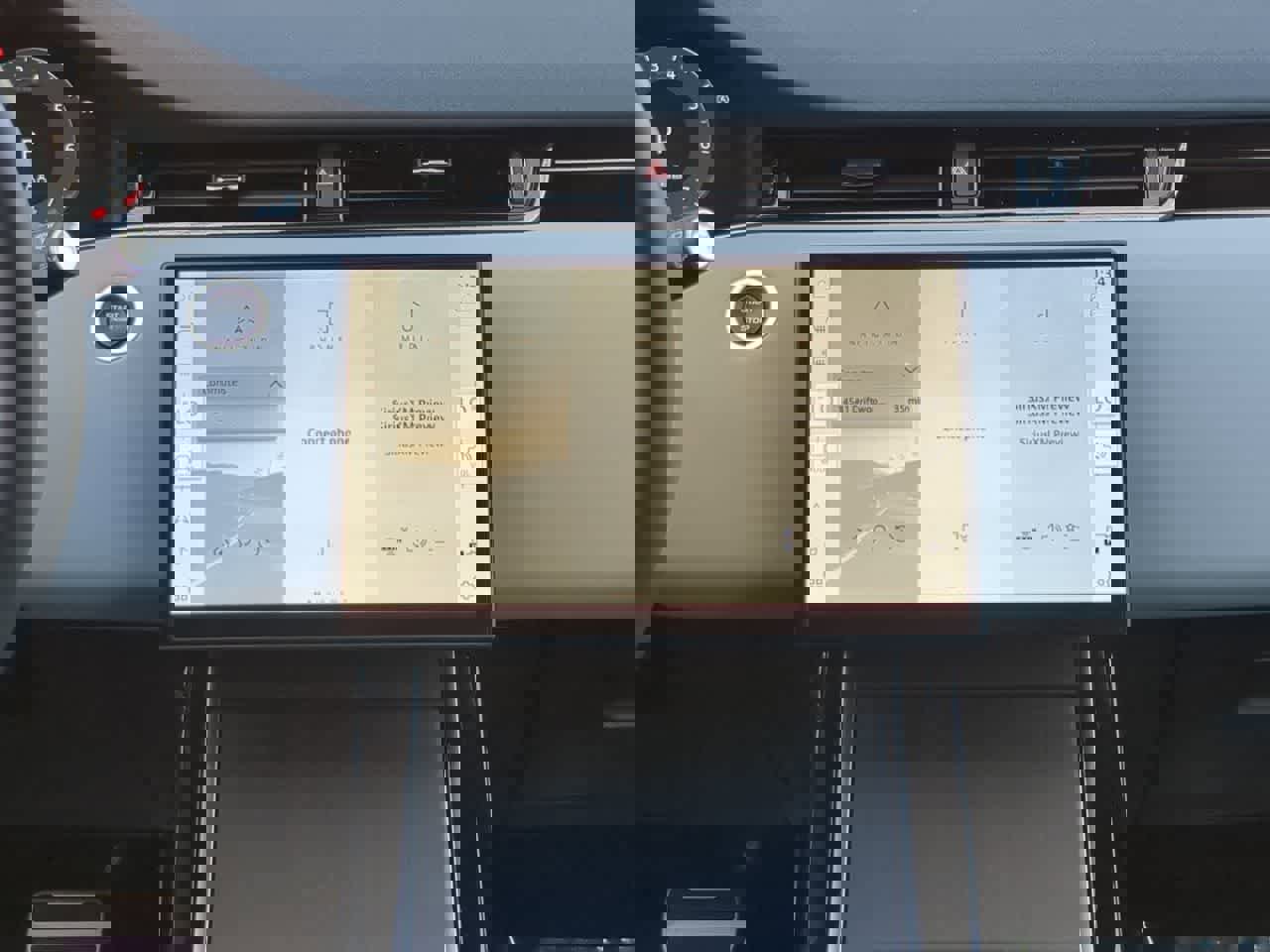 Used 2026 Land Rover Range Rover Evoque Dynamic SE image 29