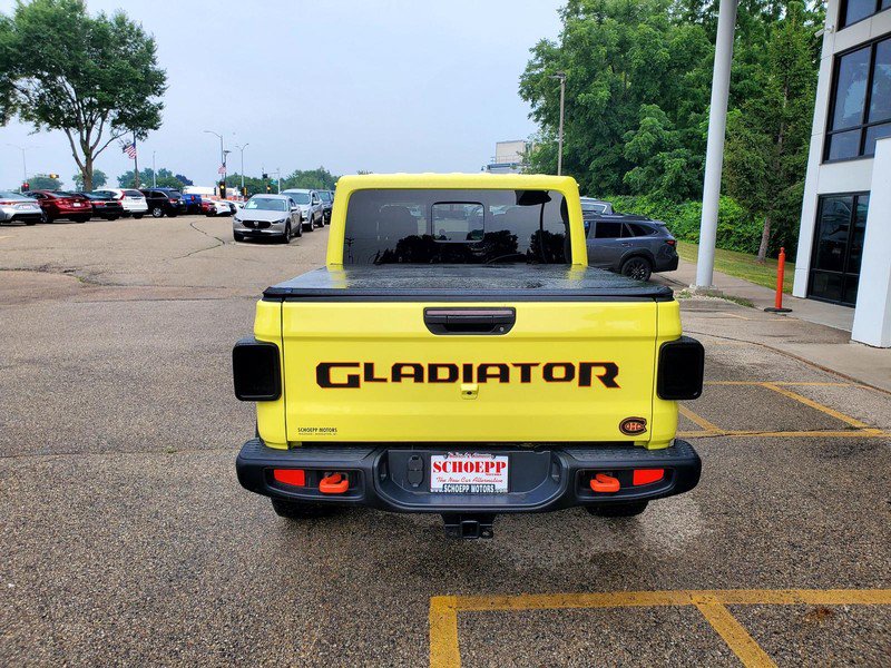 Used 2023 Jeep Gladiator Mojave w/ Cold Weather Group AWD/4WD image 6