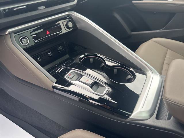 Certified 2025 Audi Q5 Premium Plus w/ Premium Plus AWD/4WD image 38