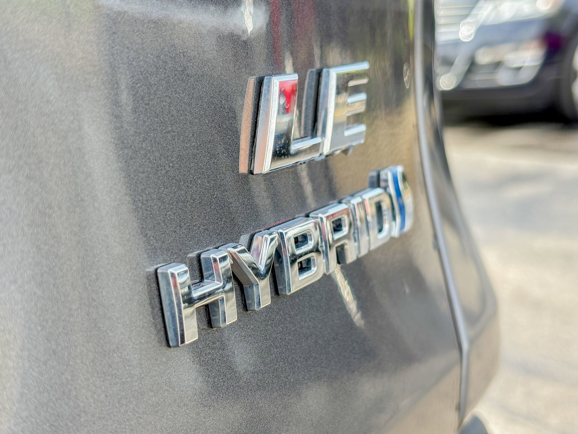 Used 2022 Toyota RAV4 LE AWD/4WD image 8