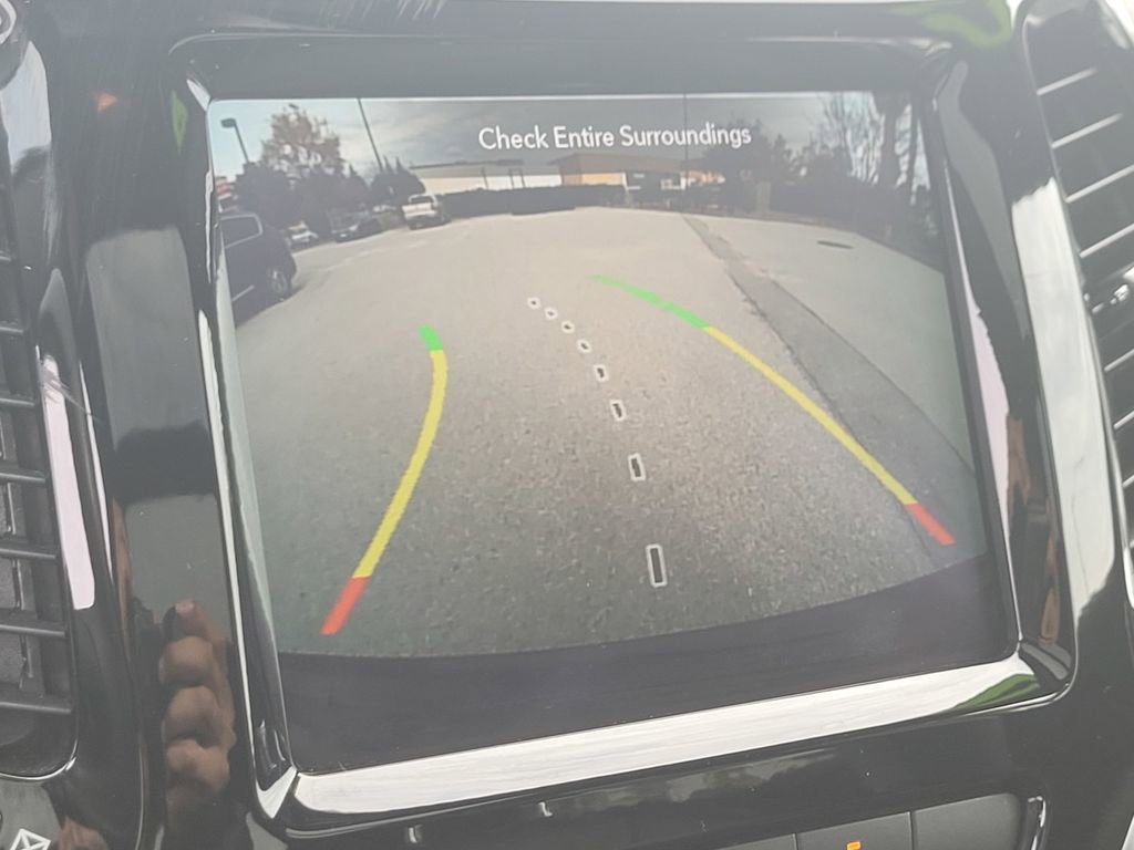 Used 2021 Jeep Cherokee High Altitude image 18