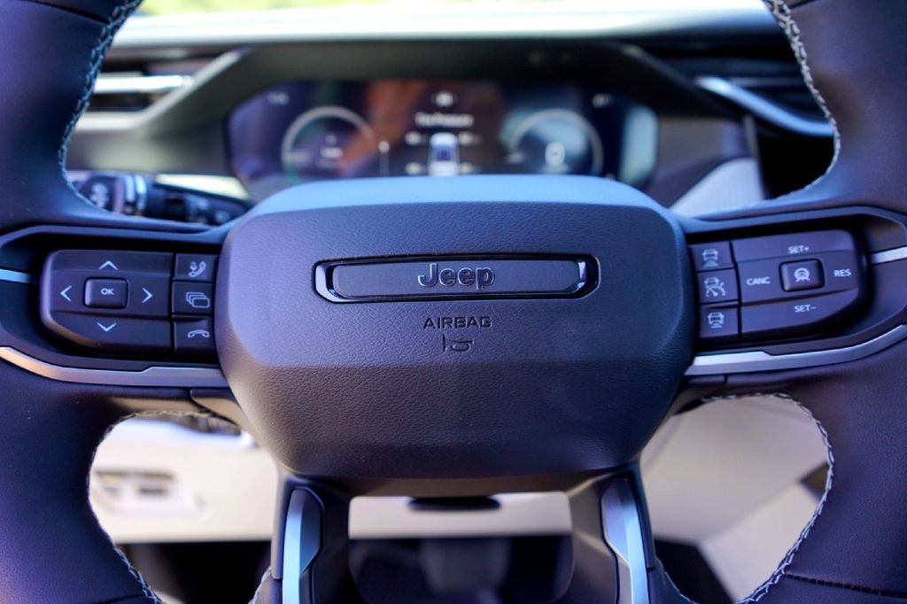 New 2026 Jeep Cherokee Laredo AWD/4WD image 12