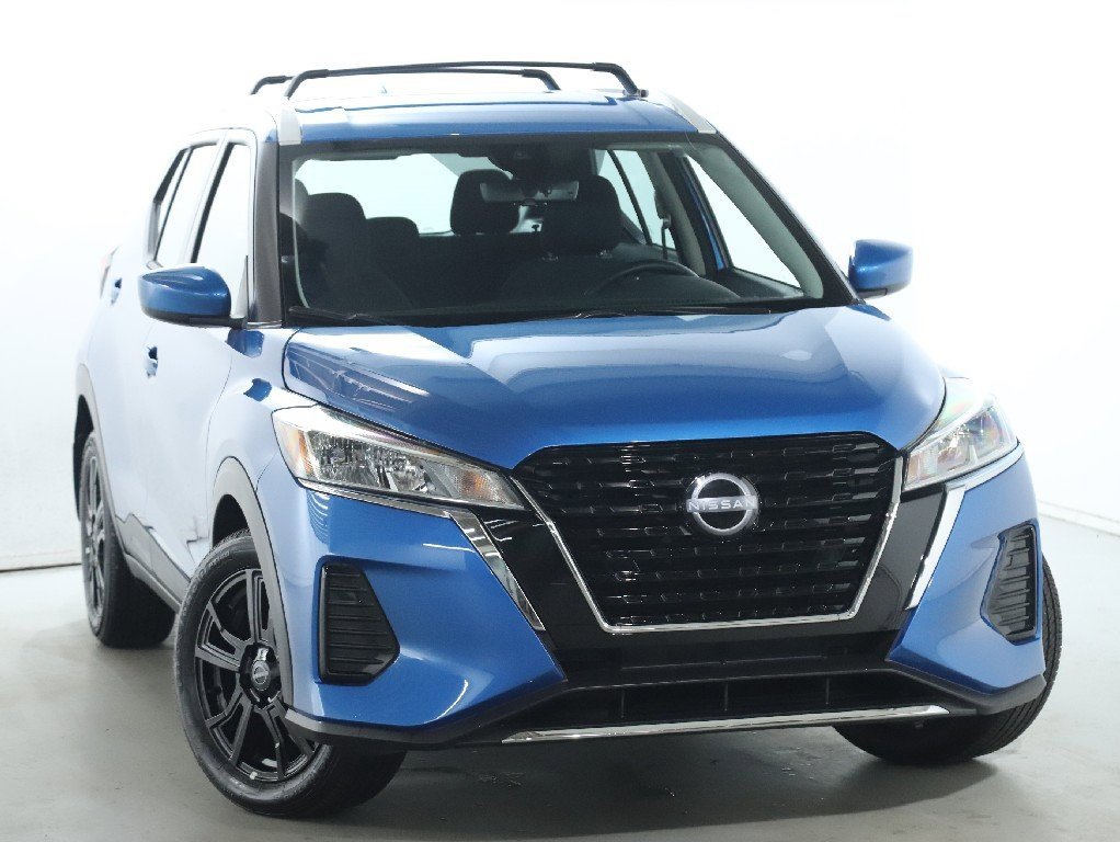 Certified 2024 Nissan Kicks SV w/ Interior Electronics Package image 2