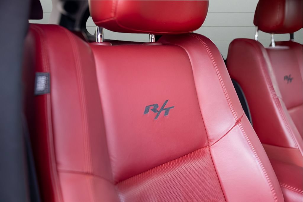 Used 2018 Dodge Durango R/T w/ Blacktop Package AWD/4WD image 84