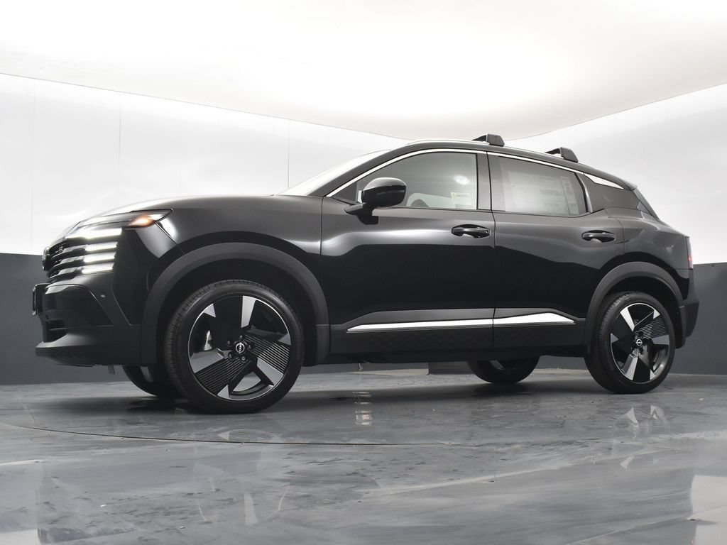 New 2026 Nissan Kicks SR FWD image 39